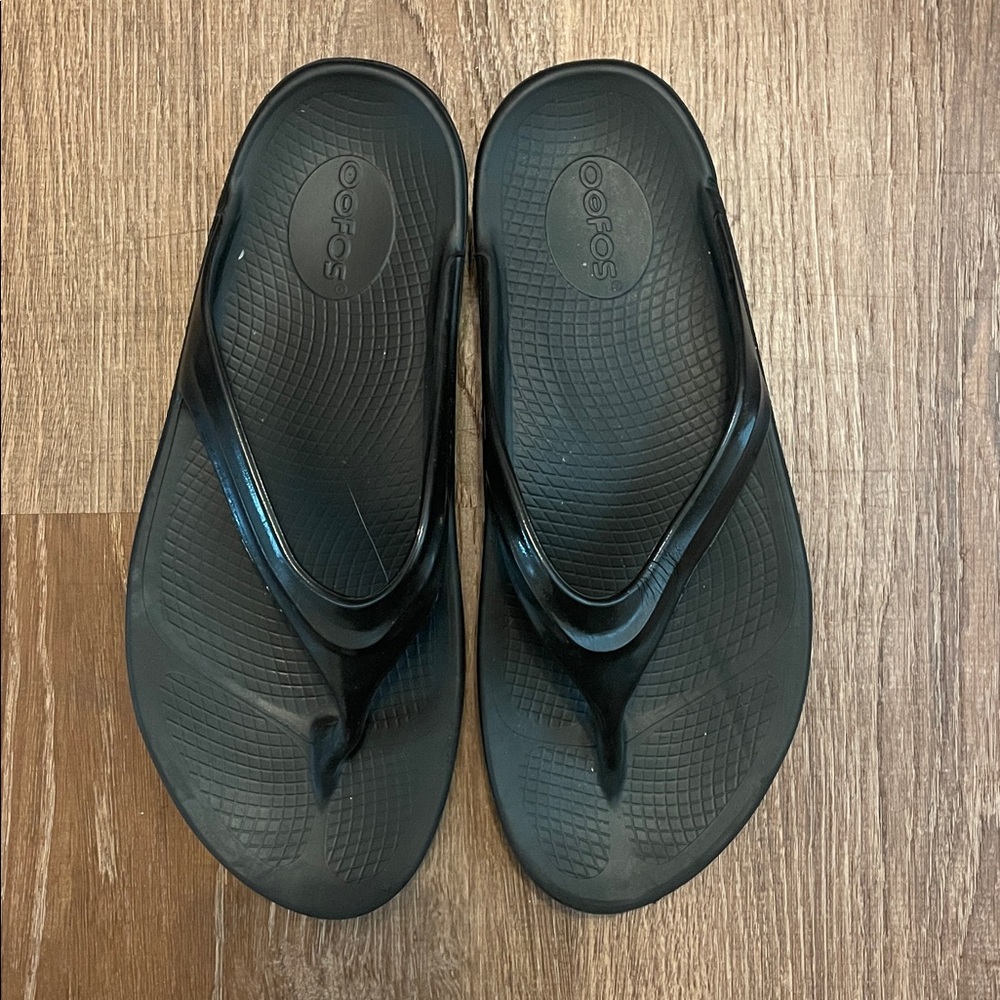 Women’s OOFOS Black Flip Flops EU 41/ US 10 See pictures - Picture 9 of 13